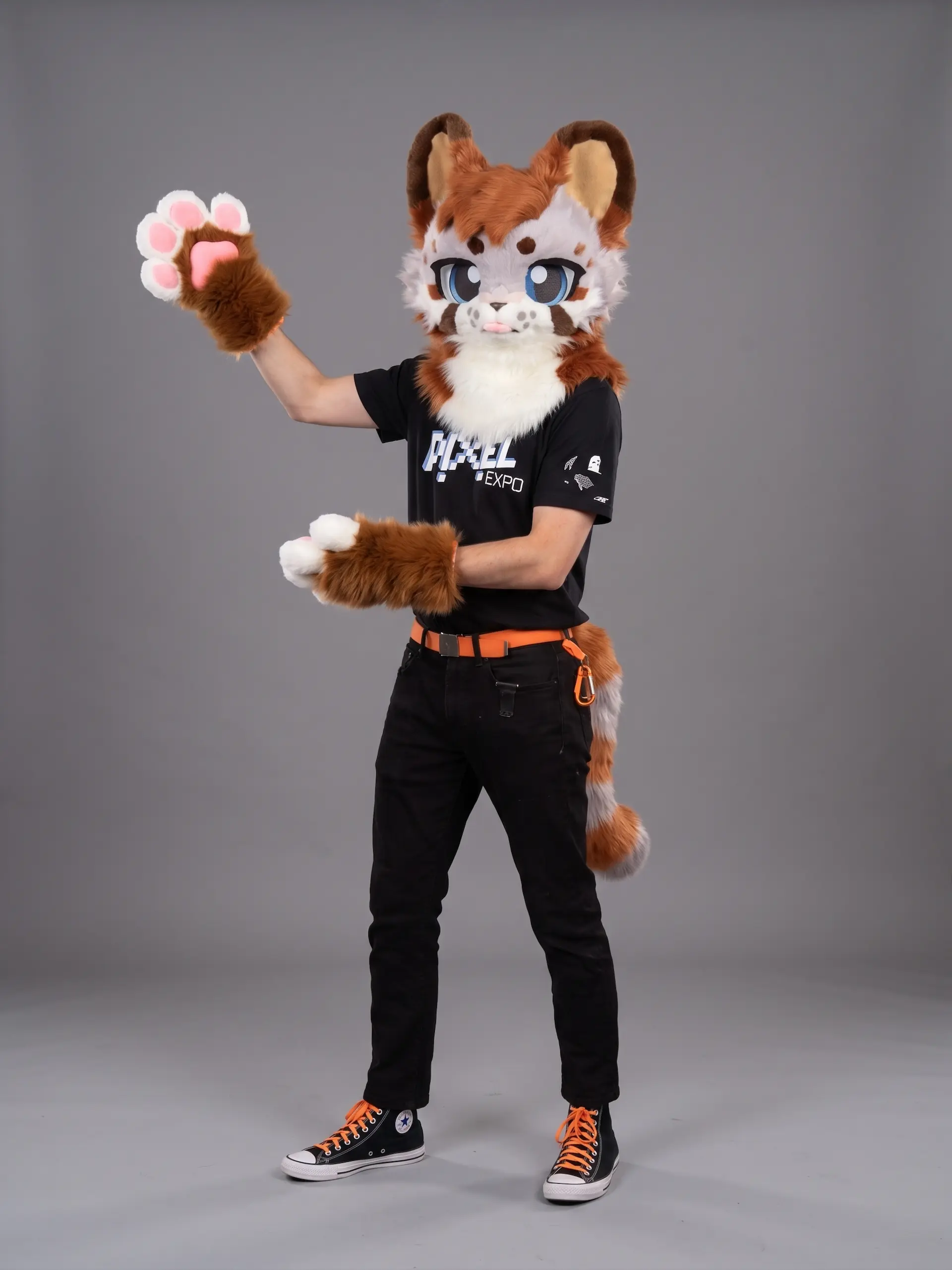 Mink, the photographer, in fursuit